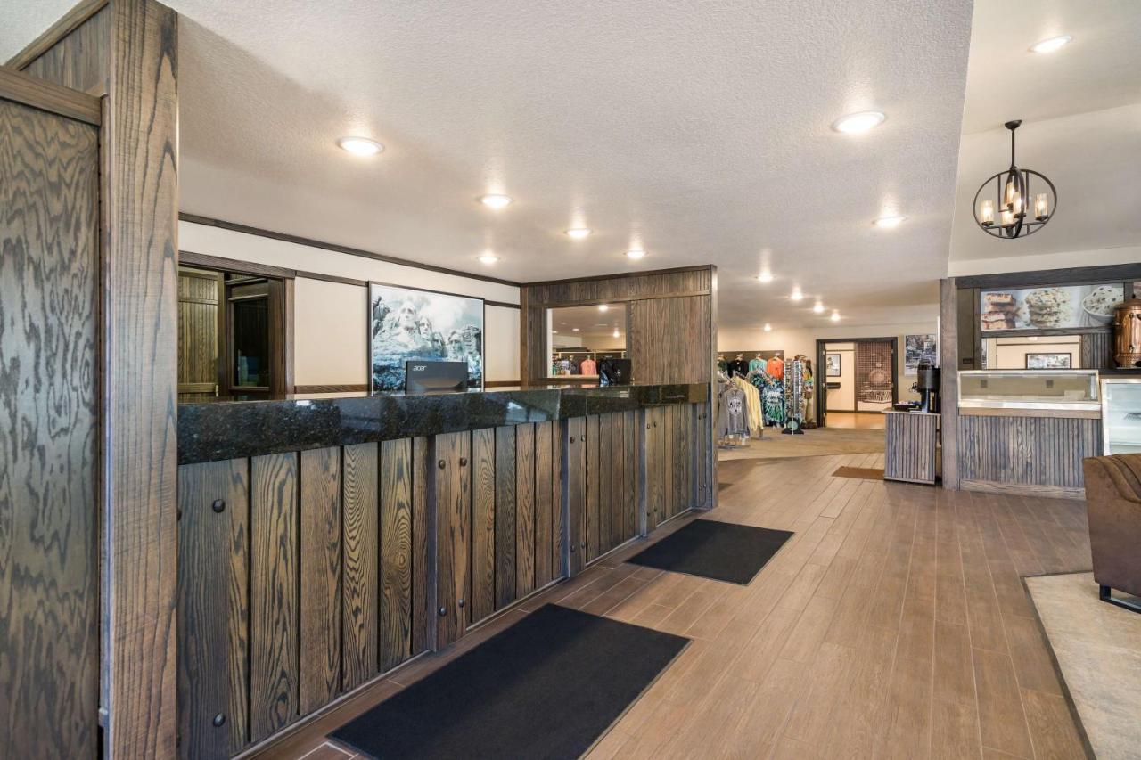 Best Western Golden Spike Inn & Suites Hill City Dış mekan fotoğraf